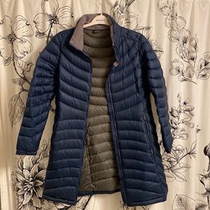 L.L. BEAN: long length feather, packable puffer, NAVY